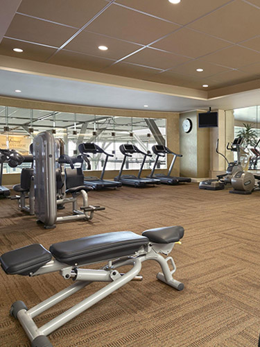 Health-club-and-pool - Fairmont Vancouver Airport - Fairmont Luxury Hotels Resorts